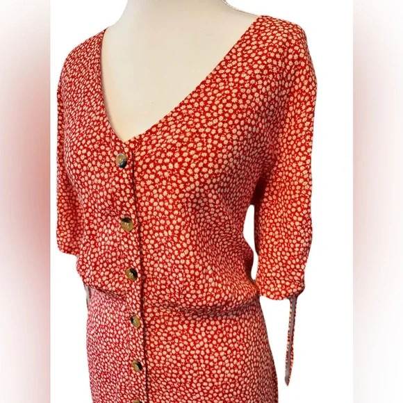 H&M Red Orange Button-Down Ditsy Floral Dress sz 8 - Picture 2 of 5